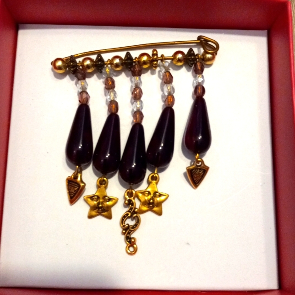 Brooch
